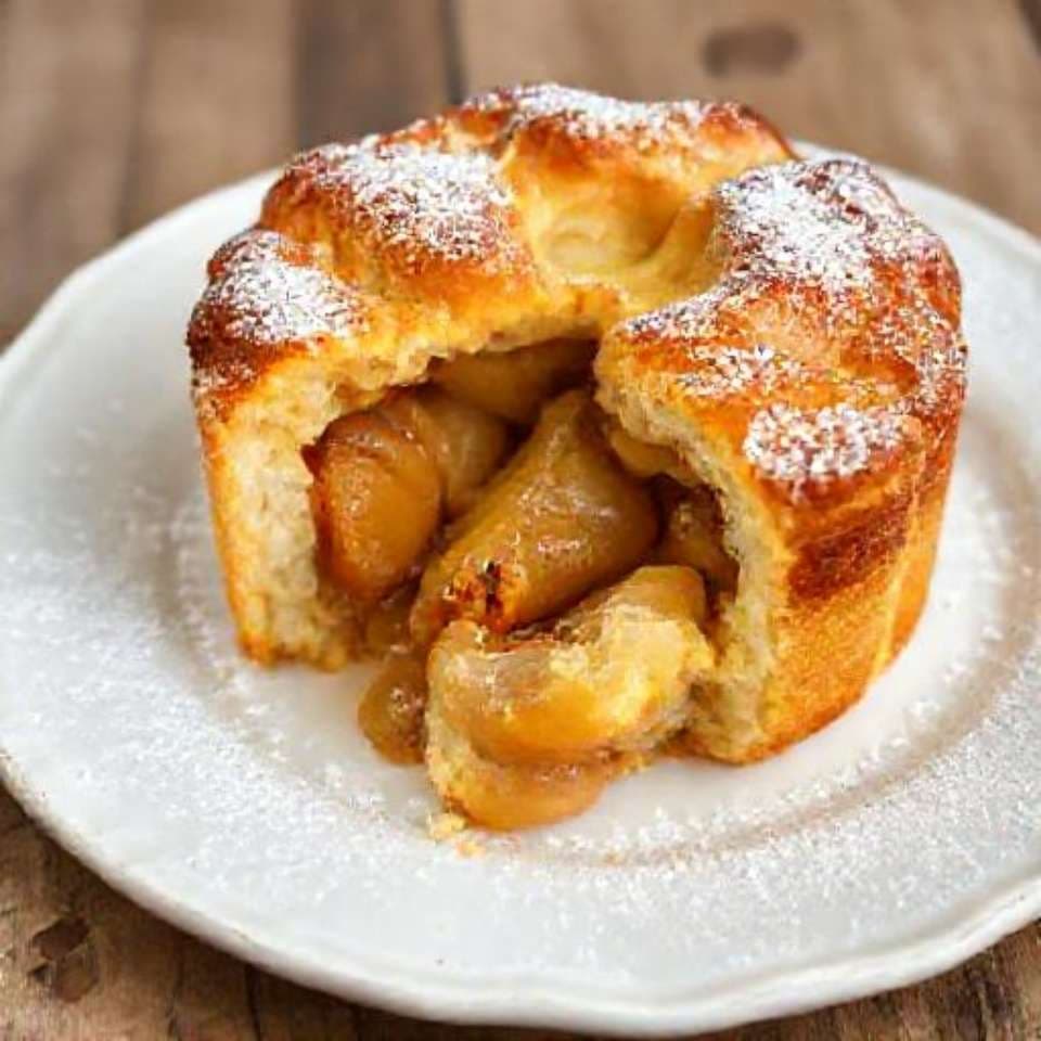 Классическая Шарлотка с яблоками