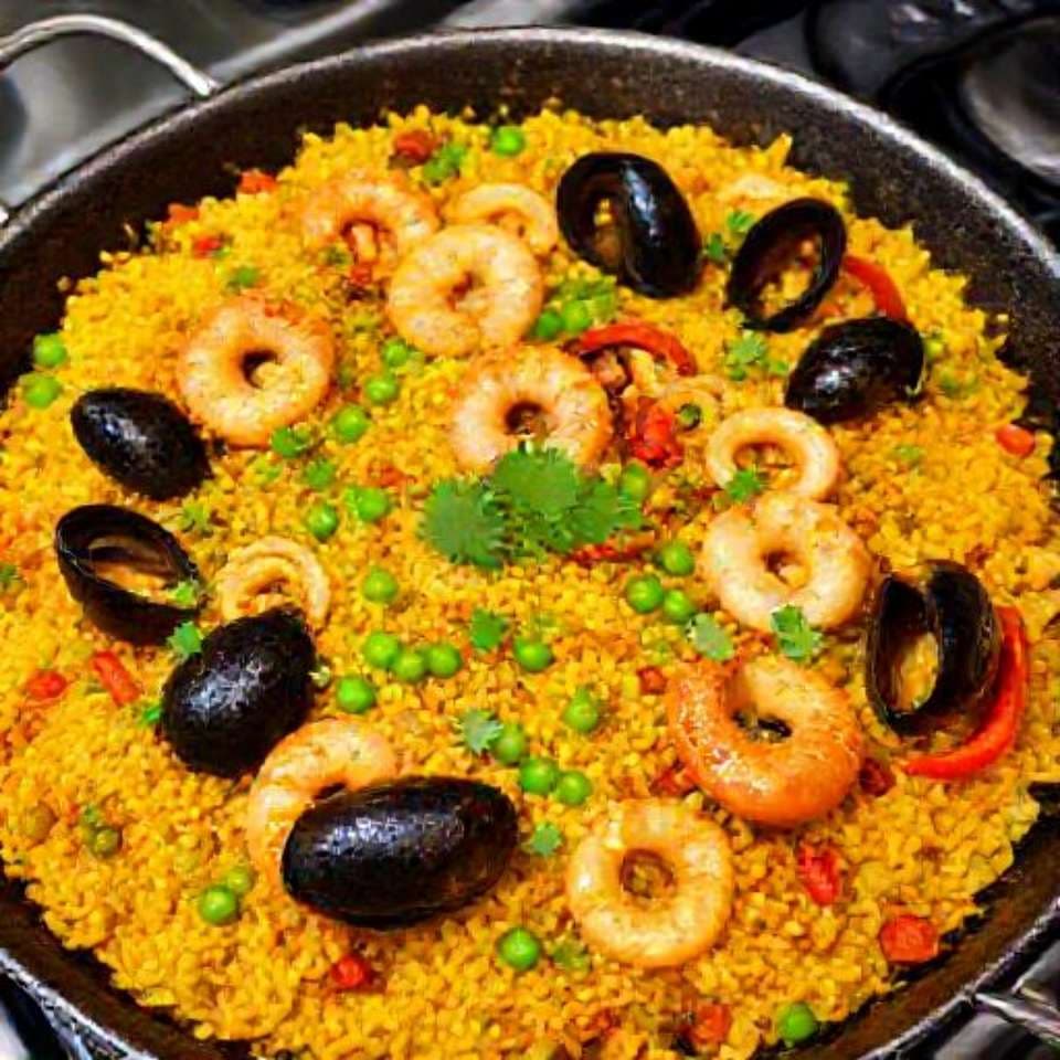Паэлья с морепродуктами (Быстрая)