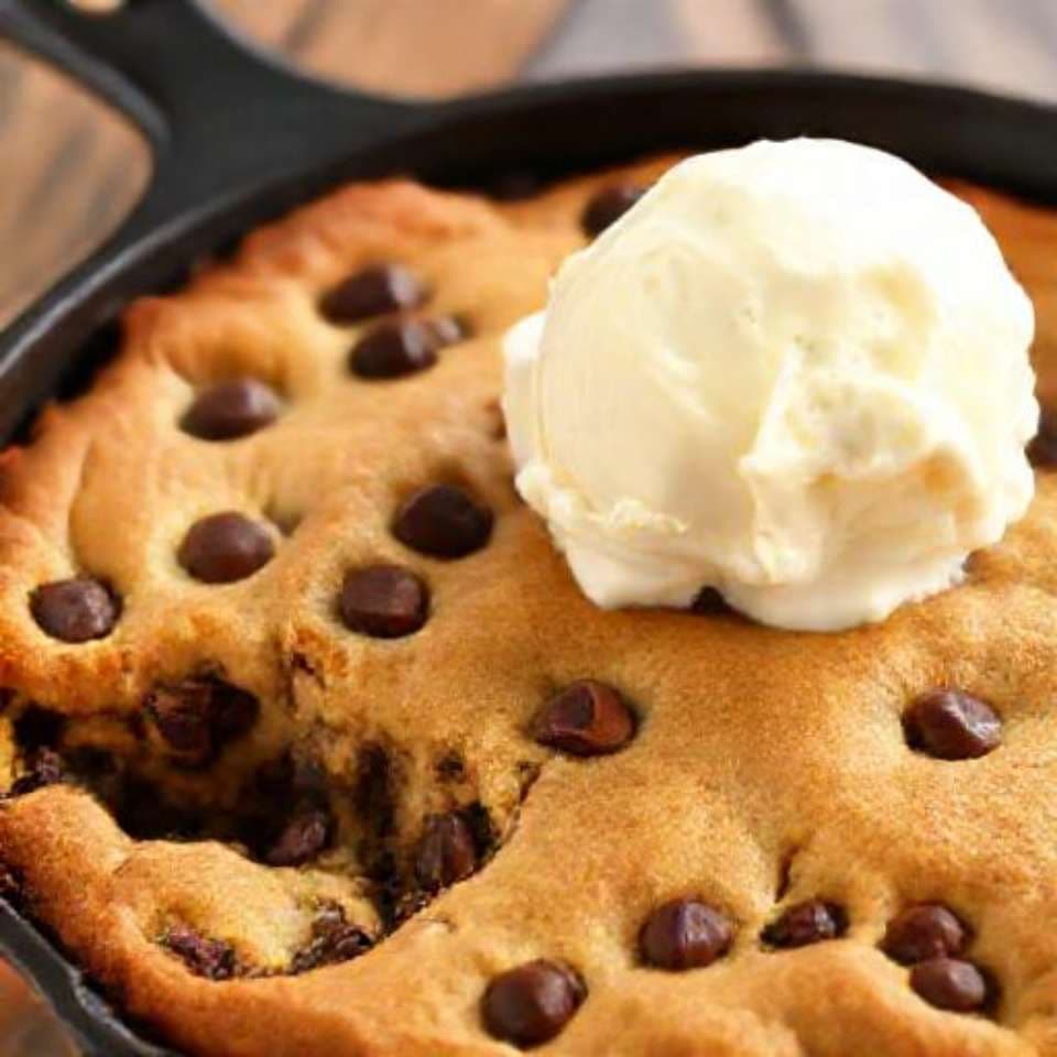 Quick & Easy Chocolate Chip Skillet Cookie