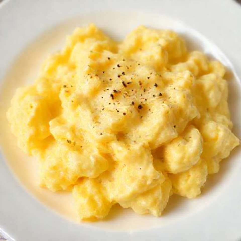 Quick & Easy Scrambled Eggs