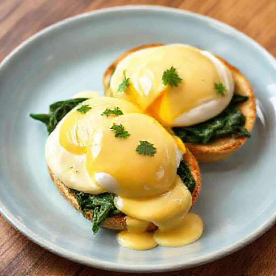 Eggs Benedict Florentine