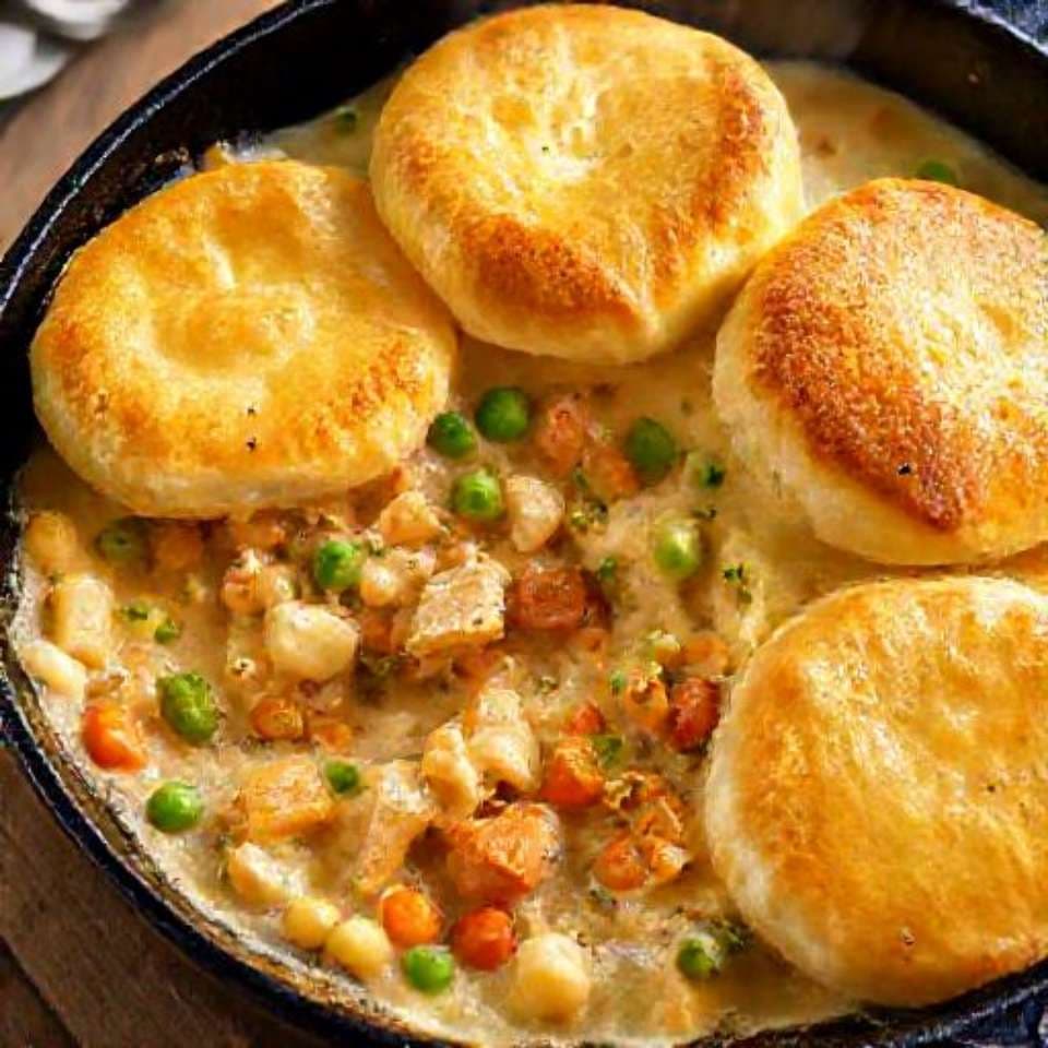Quick Skillet Chicken Pot Pie