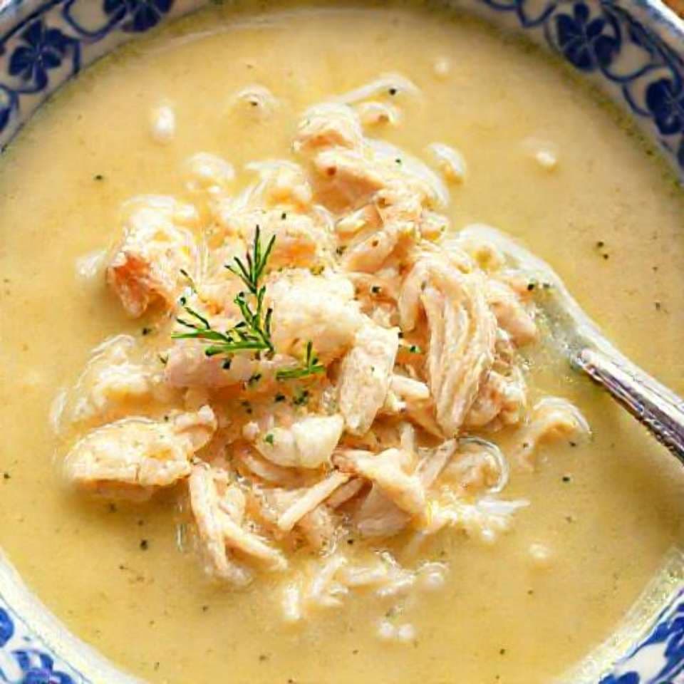 Avgolemono (Greek Lemon Chicken Soup)