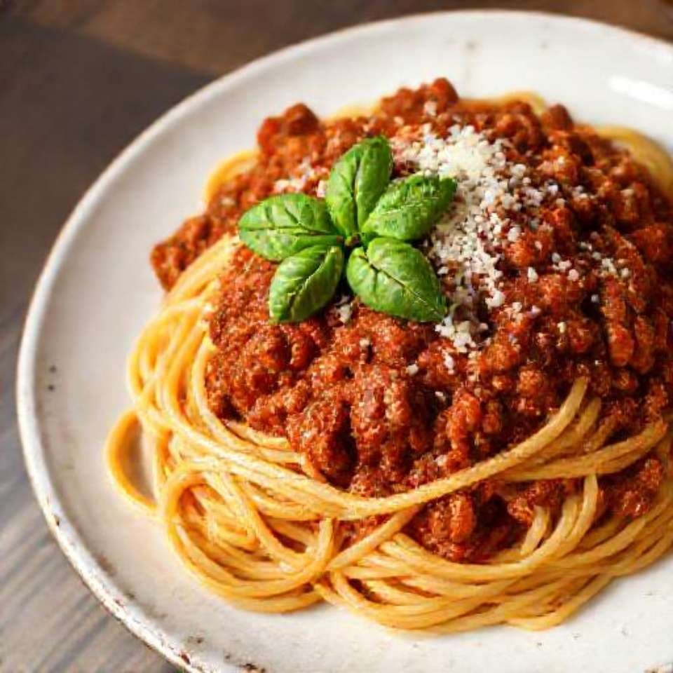 Classic Spaghetti Bolognese
