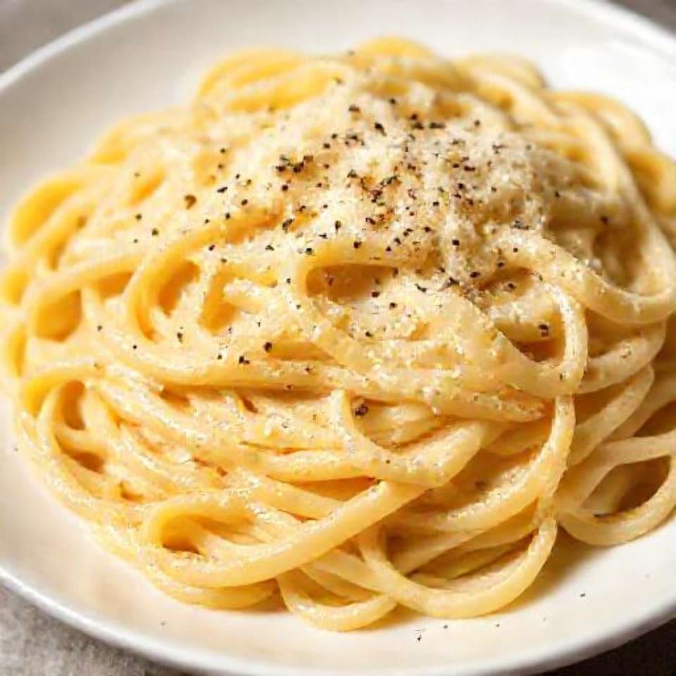 Fettuccine Alfredo