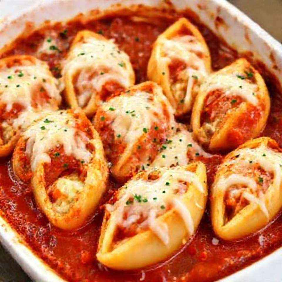 Quick & Easy Cheesy Stuffed Shells