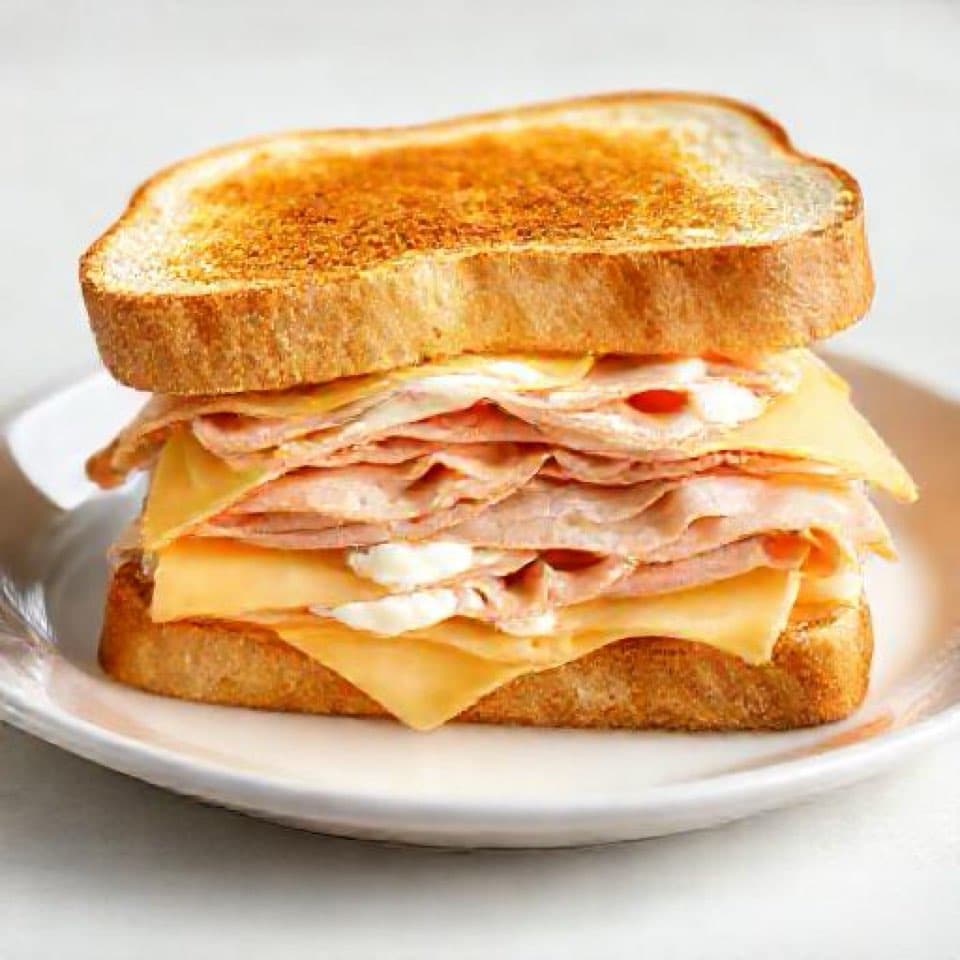 Simple Turkey and Cheese Sandwich