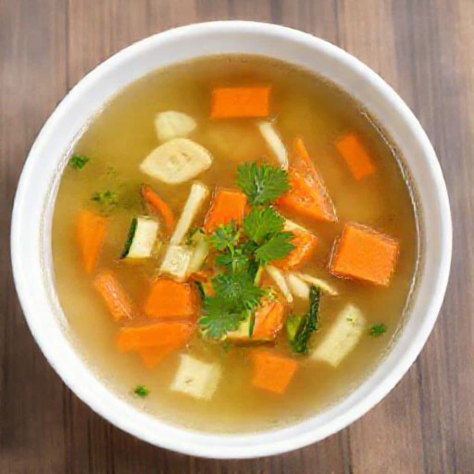 Sopa Clara de Verduras