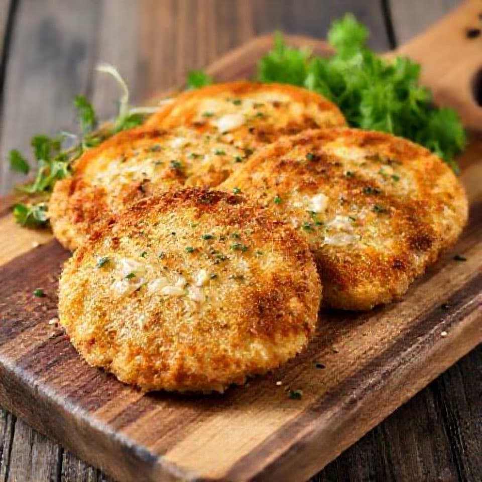 Куриные котлеты с пармезаном