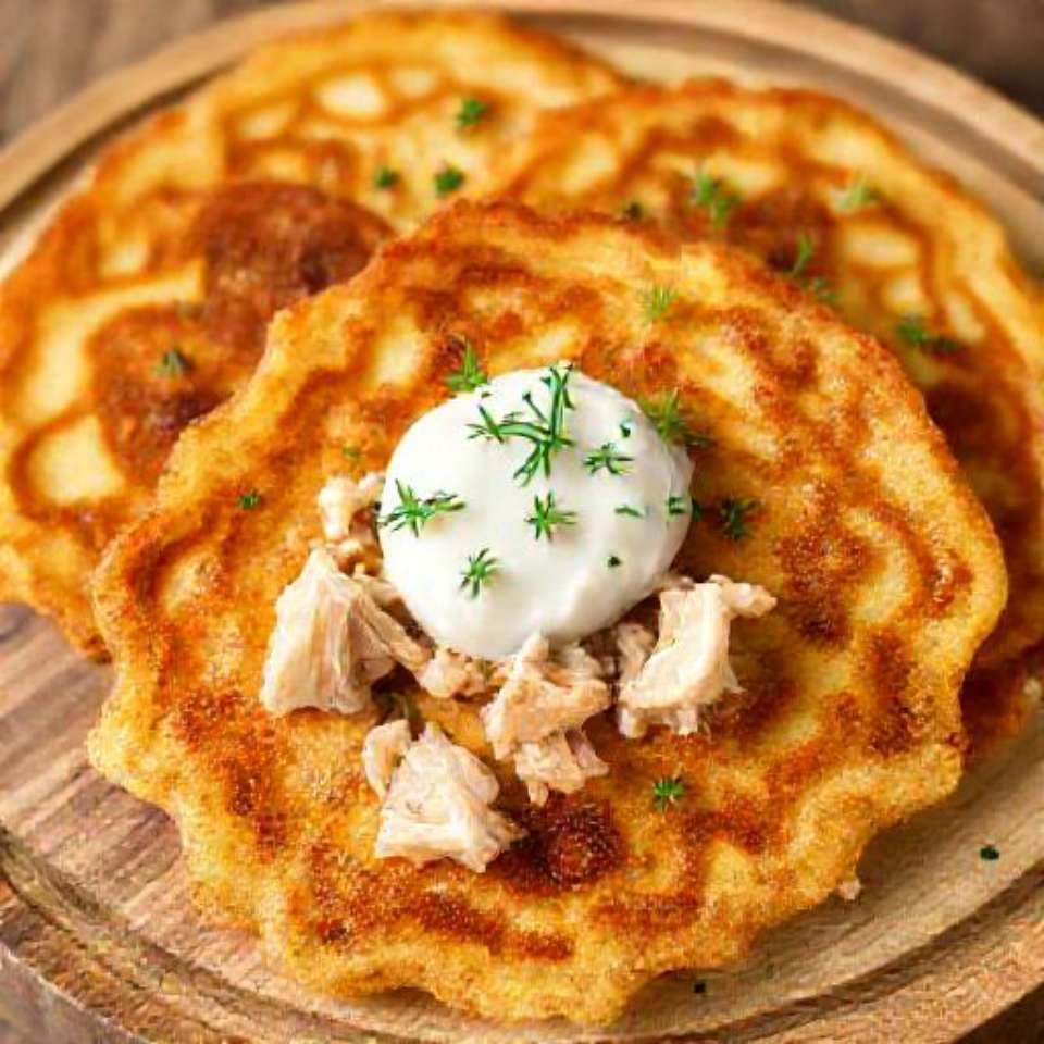 Картофельные драники с курицей