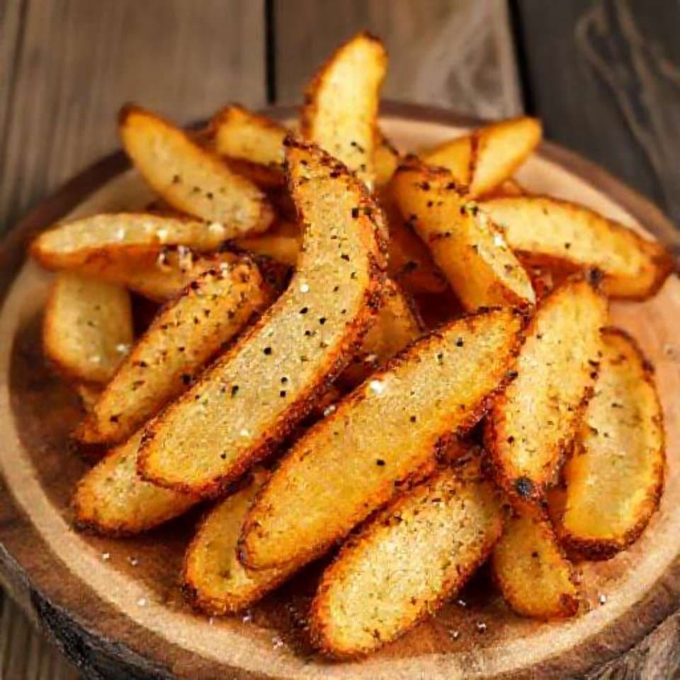 Luftfrittierte Kartoffelspalten