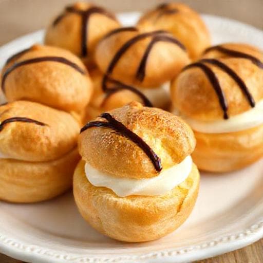 Classic Cream Puffs (Profiteroles)