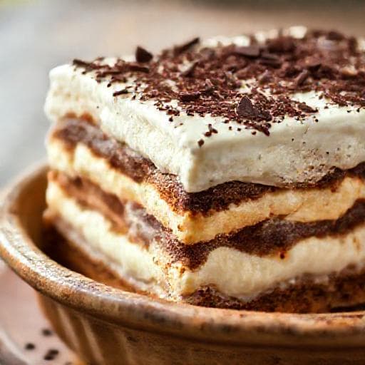 Tiramisu with Amaretto and Chocolate