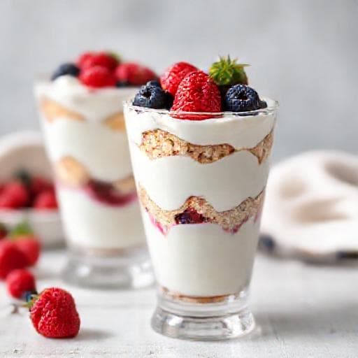 Quick Snezhnika Yogurt Parfait