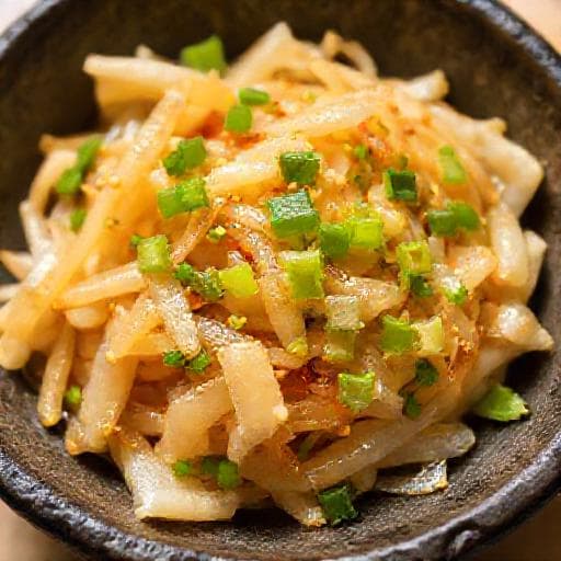 切り干し大根とちくわのピリ辛マリネ（アレンジ：香味野菜風味）