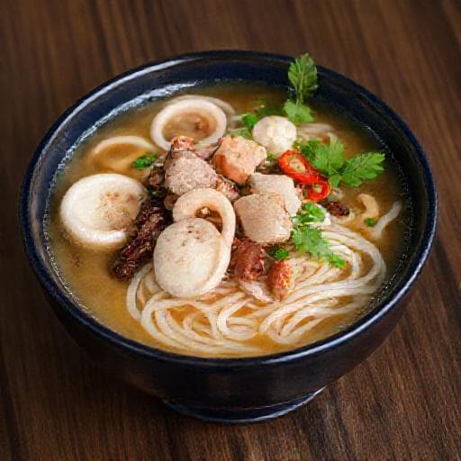 Bánh Canh Nam Phổ with Seafood Medley