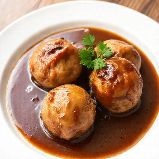 Klassiske Frikadeller med Brun Sovs