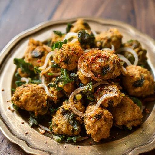पालक और प्याज पकौड़ा