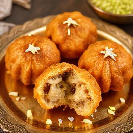 पारंपरिक मावा कचौरी