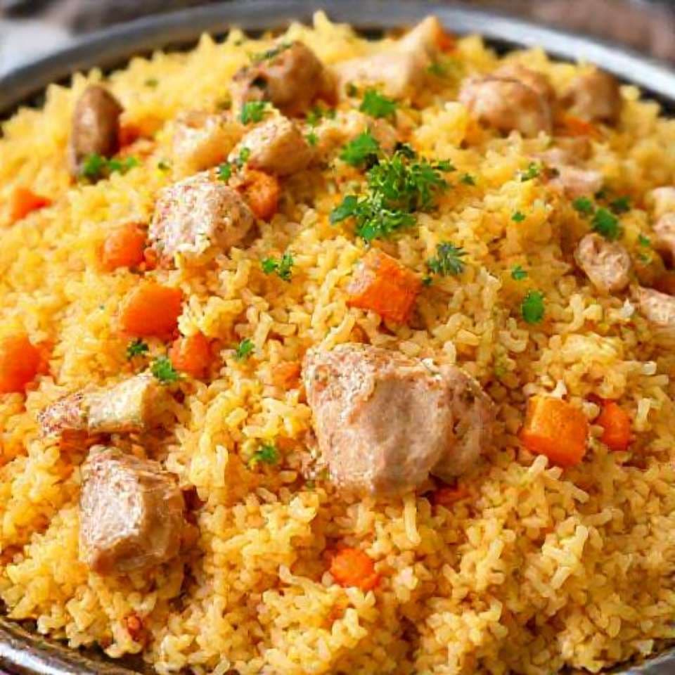 دجاج مع الأرز على الطريقة الأوزبكية التقليدية