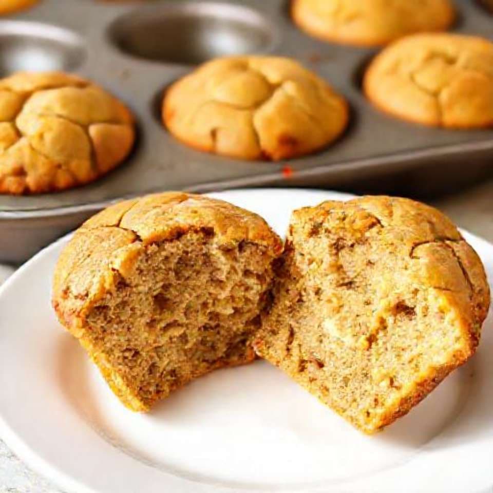 Quick & Easy Banana Bread Muffins
