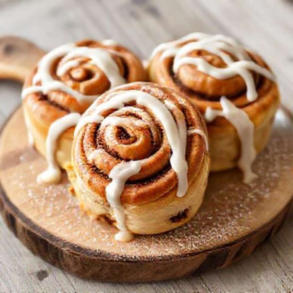 Classic Cinnamon Rolls
