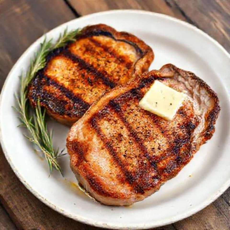 Classic Pan-Seared Pork Chops
