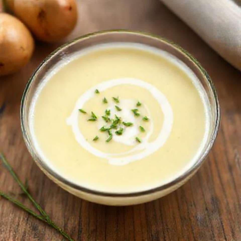 Vichyssoise (Chilled Potato Leek Soup)