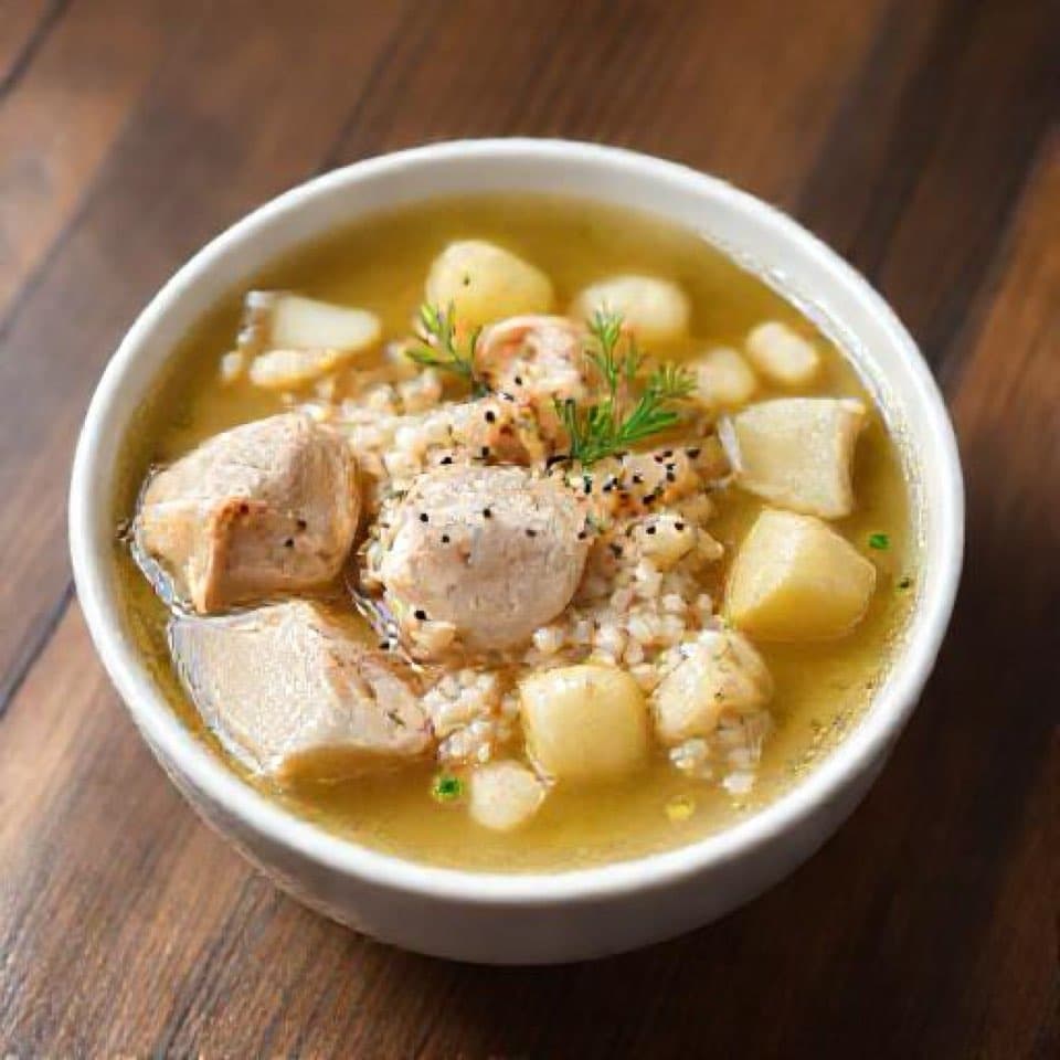Куриный суп с рисом и картофелем