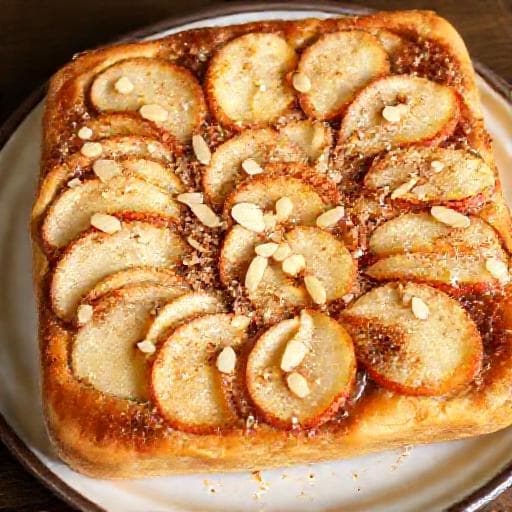 Butterkuchen mit Zimt und Apfel