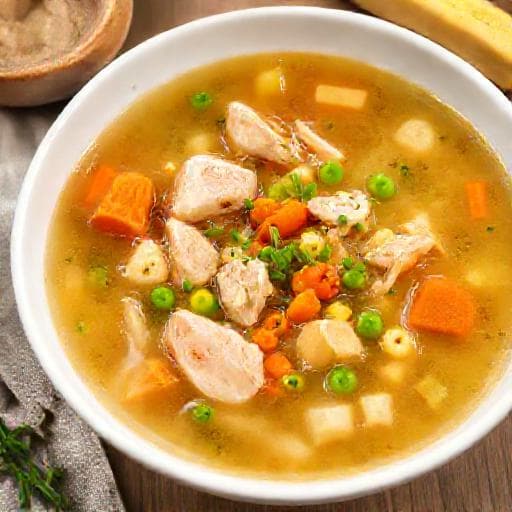 Schnelle Hühnersuppe mit Gemüse