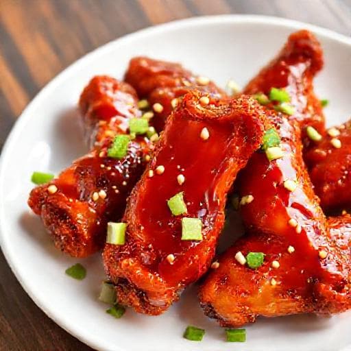 Koreanske Sprø Kyllingvinger (Yangnyeom)