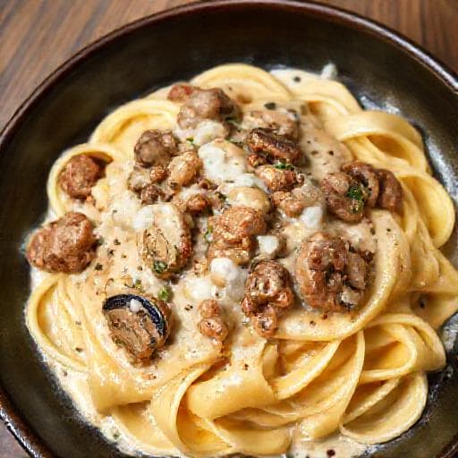 Ragù Bianco di Salsiccia e Funghi