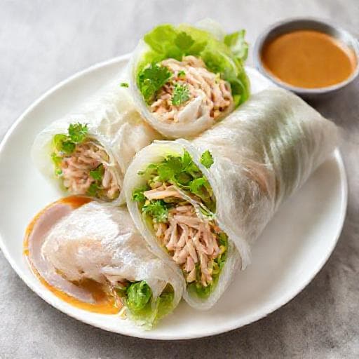 Phở Cuốn Nhanh Gọn Với Thịt Gà