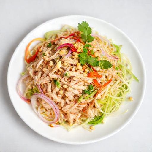 Nộm Gà Xé Phay Kiểu Miền Trung