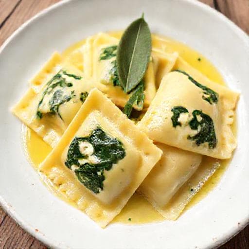 Ravioli cu Ricotta și Spanac (Clasici)