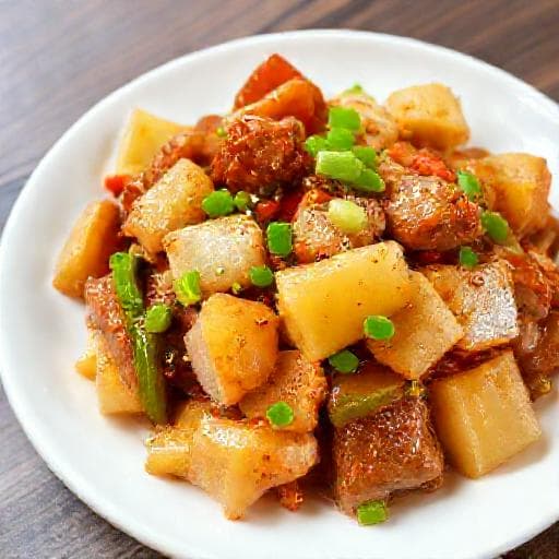 Porc cu Ananas Tradițional (Stil Asiatic)