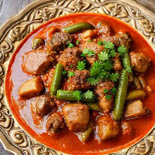بامية باللحم مع الكزبرة والثوم (طريقة شامية)