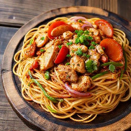 Tallarín Saltado Rápido de Pollo