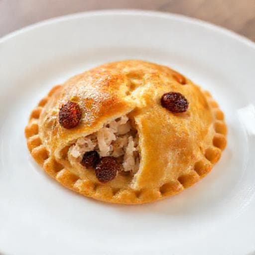 Empanada Gallega Rápida de Bacalao y Pasas