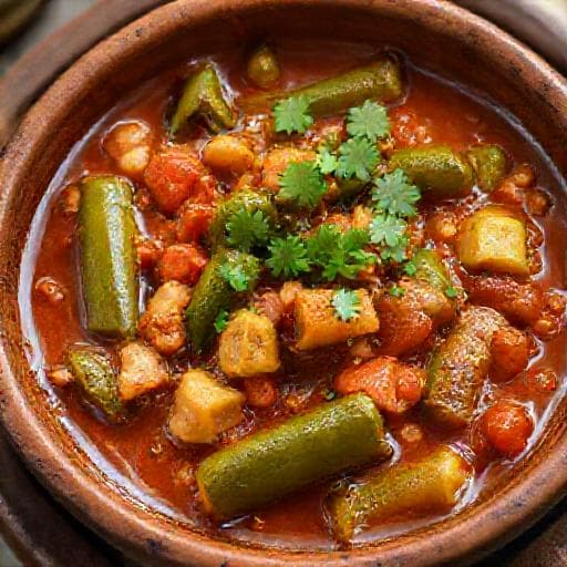 بامية بالزيت التقليدية