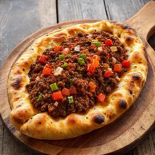 Classic Pide with Ground Meat (Pide Kıyma)