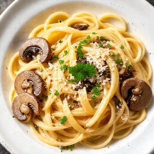 Klasszikus Gombás Tagliatelle