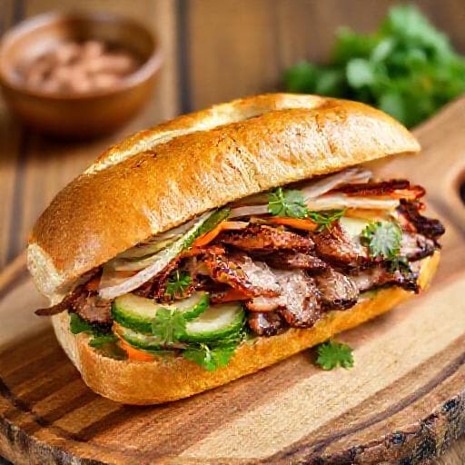 Klasszikus Sertéshúsos Bánh Mì