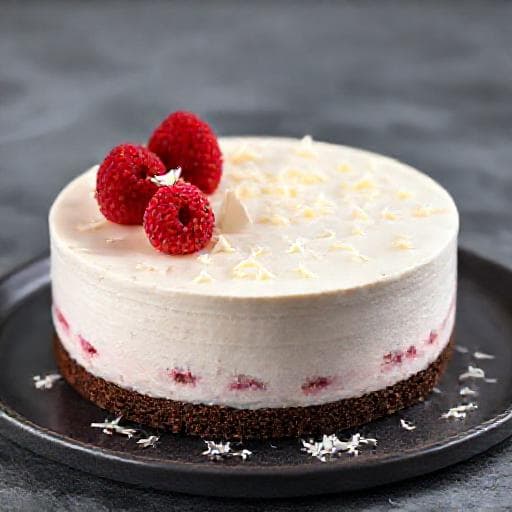 Fehér Csokoládés Málnás Mousse Torta