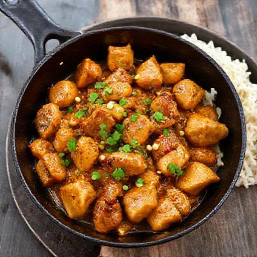 Gyors Csirke Satay Serpenyőben