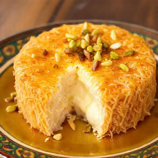 पारंपरिक कुनाफा चीज़केक