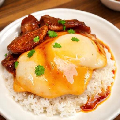 港式茶餐厅风味滑蛋叉烧饭