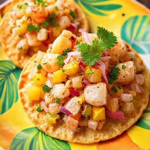 Tostadas de Ceviche de Mango y Camarón