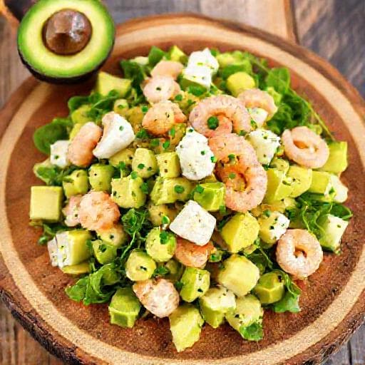 Hurtig Avocadosalat med Æg og Rejer